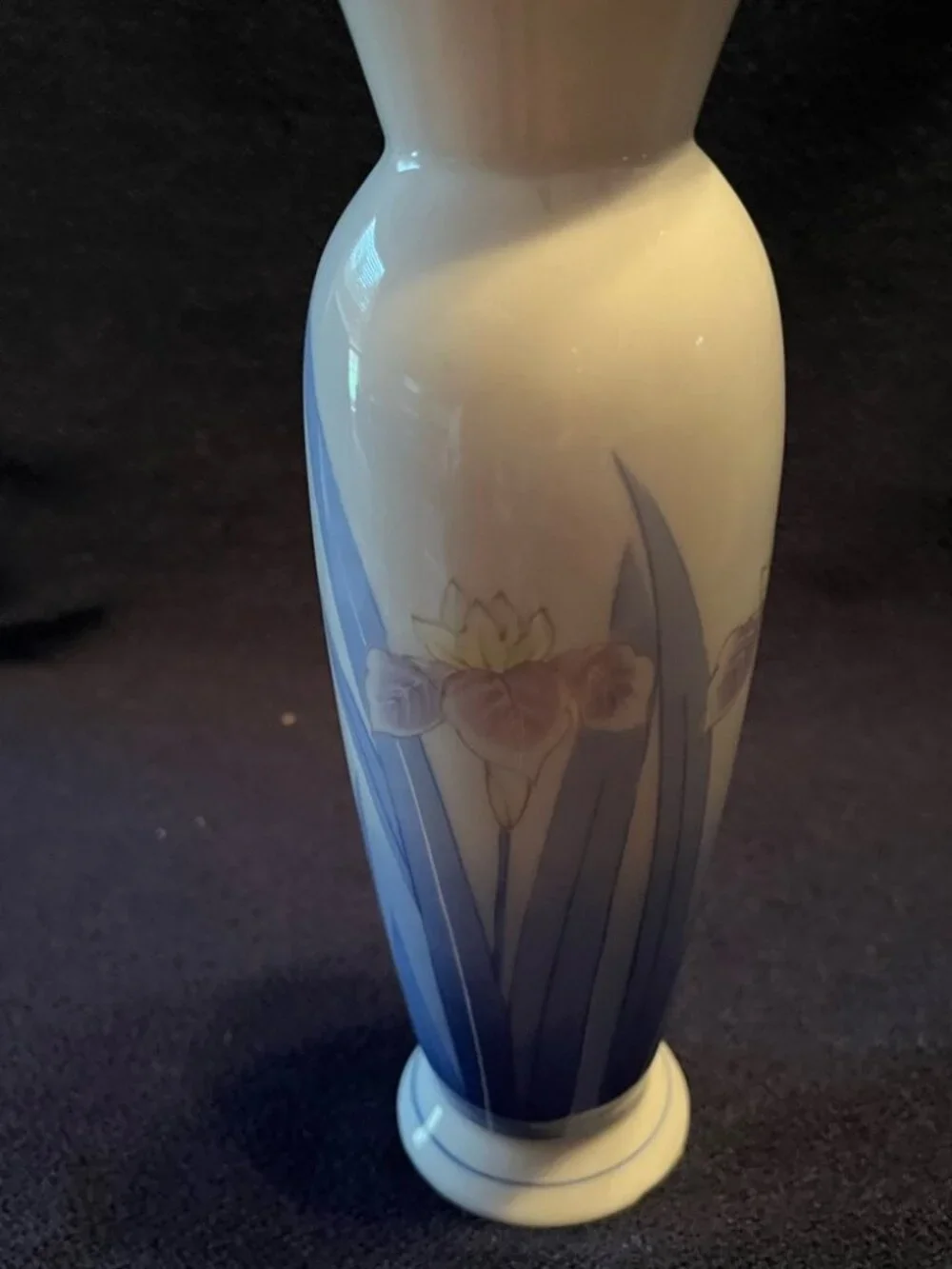 Vintage Japanese porcelain Vase with Hand-Painted Irises and gold trim